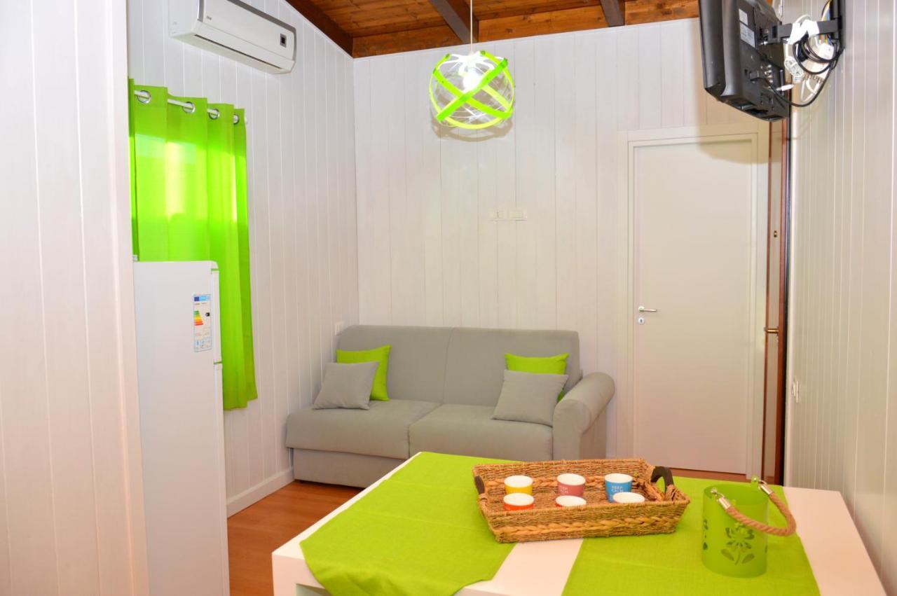 Lorelai Beach Marsala Exterior photo